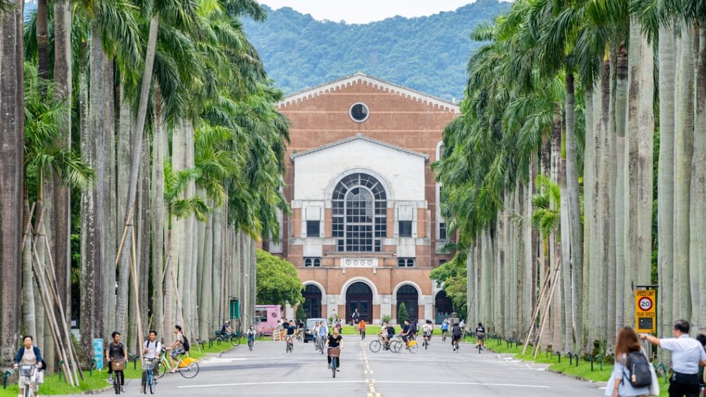 Rindu Kampus? 7 Sudut Universitas Brawijaya yang Selalu Bikin Kangen